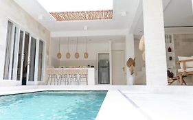 Villa Diola 2